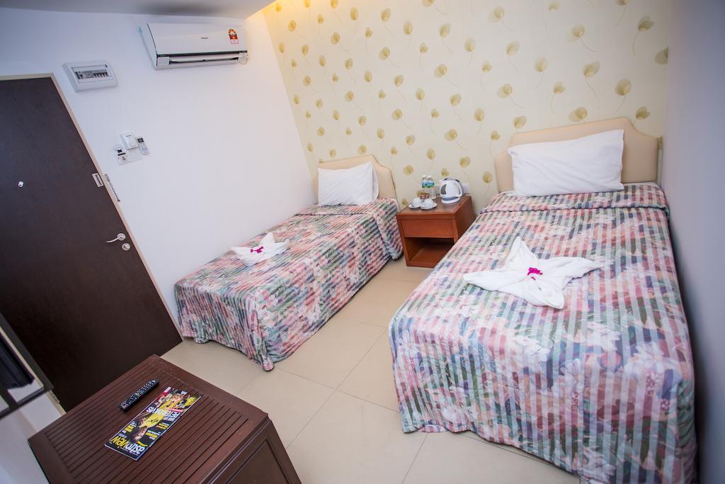 Kb50 Guesthouse Kuantan Oda fotoğraf